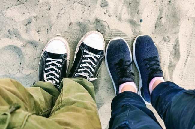 key-features-of-comfortable-mens-sneakers